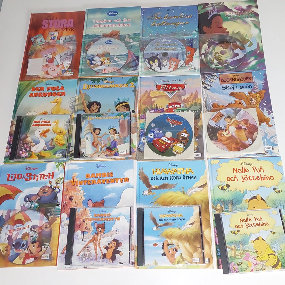 Barnböcker och DVD - 90