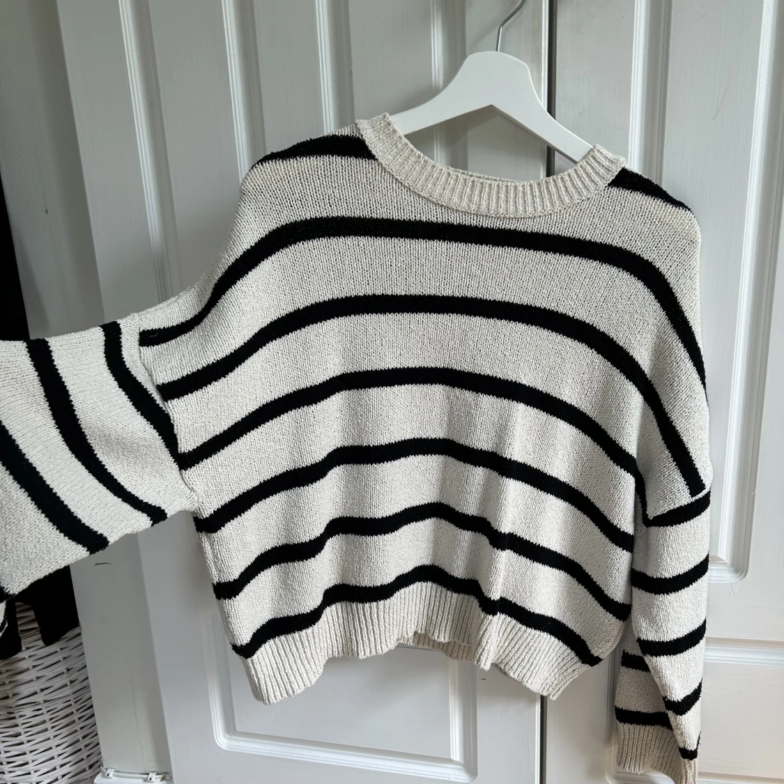 Randig stickad tröja  - 90