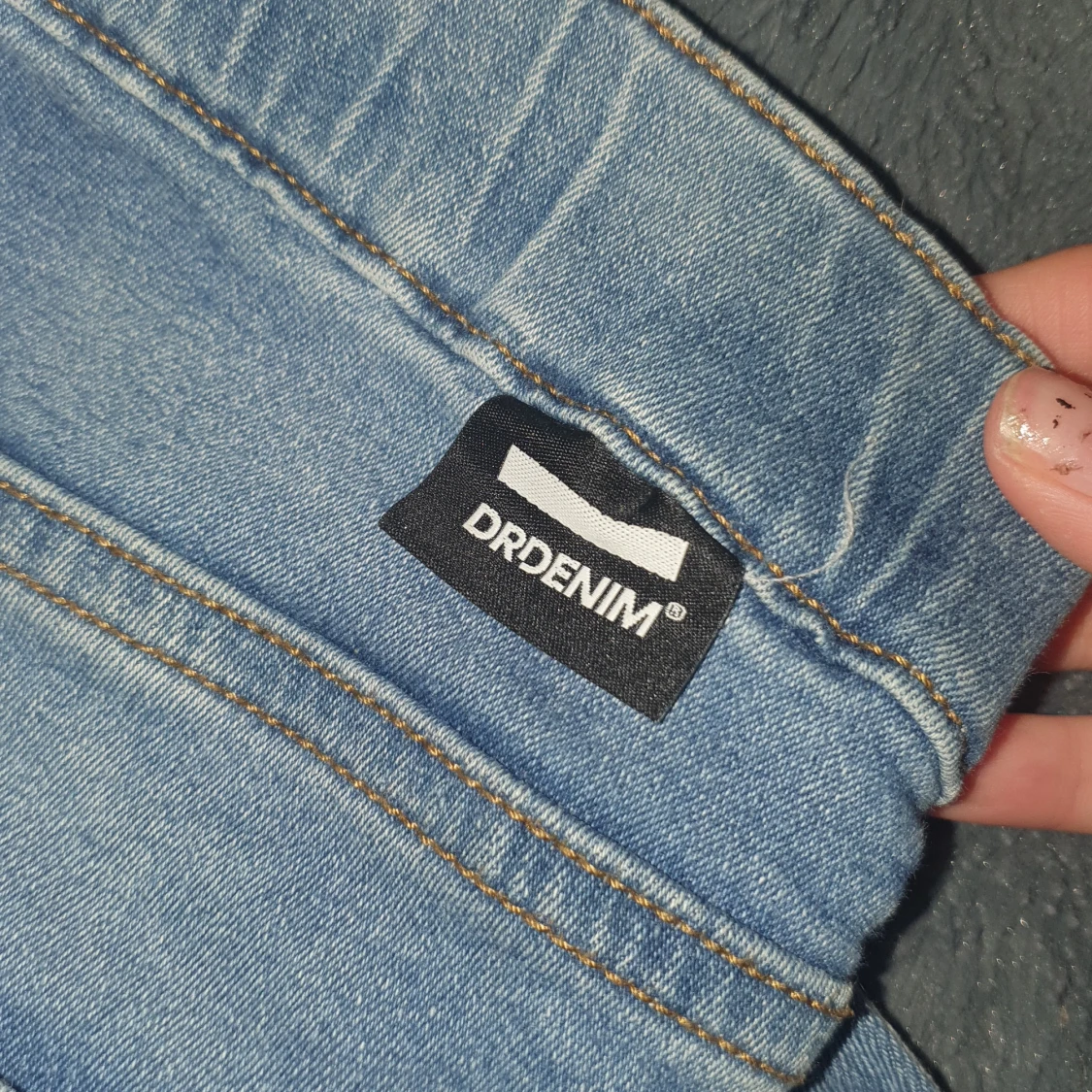 Dr denim skinny jeans me hål - 90