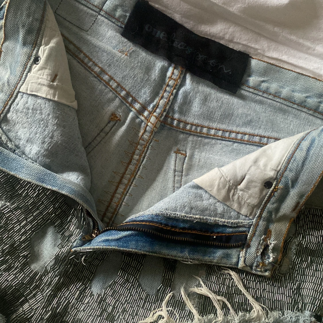 Jeansshorts från one teaspoon - 90