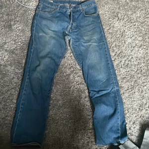 Levis 501’93 33/32 - Blåa Levis 501