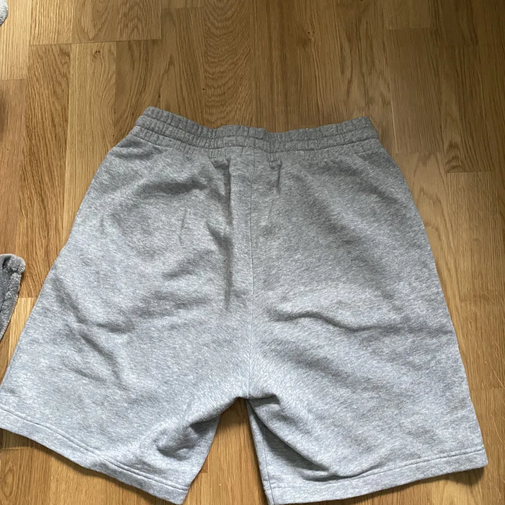 Great condition  . Shorts.