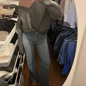 Levis jeans  - Snygga Levis jeans i strl 27/34 aldrig använda! 