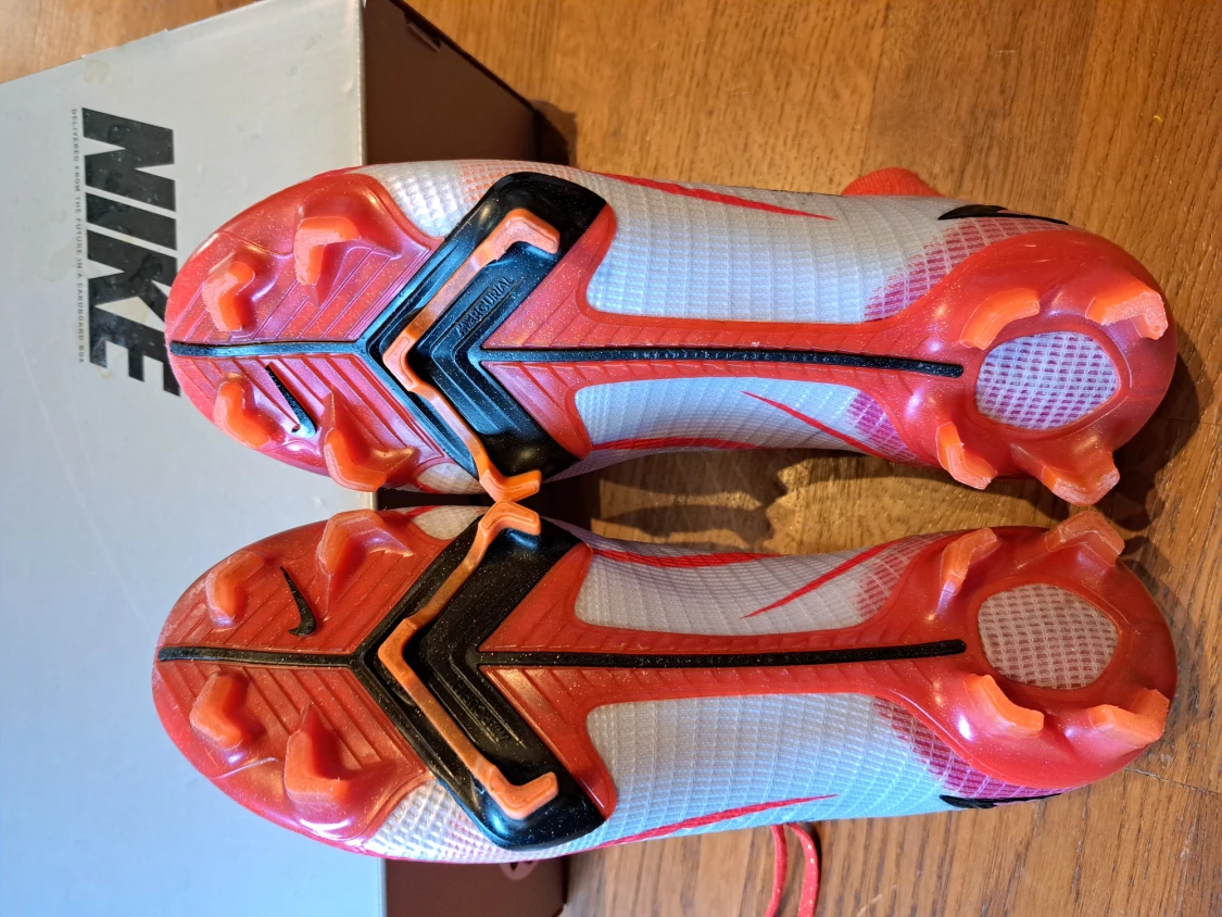 Fotbollsskor Superfly 8 Elite CR7 FG