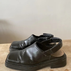 Fyrkantiga vagabondsandaler - Sandaler från vagabond, serien Eyra. Använda ett fåtal gånger. Köpta för 1200