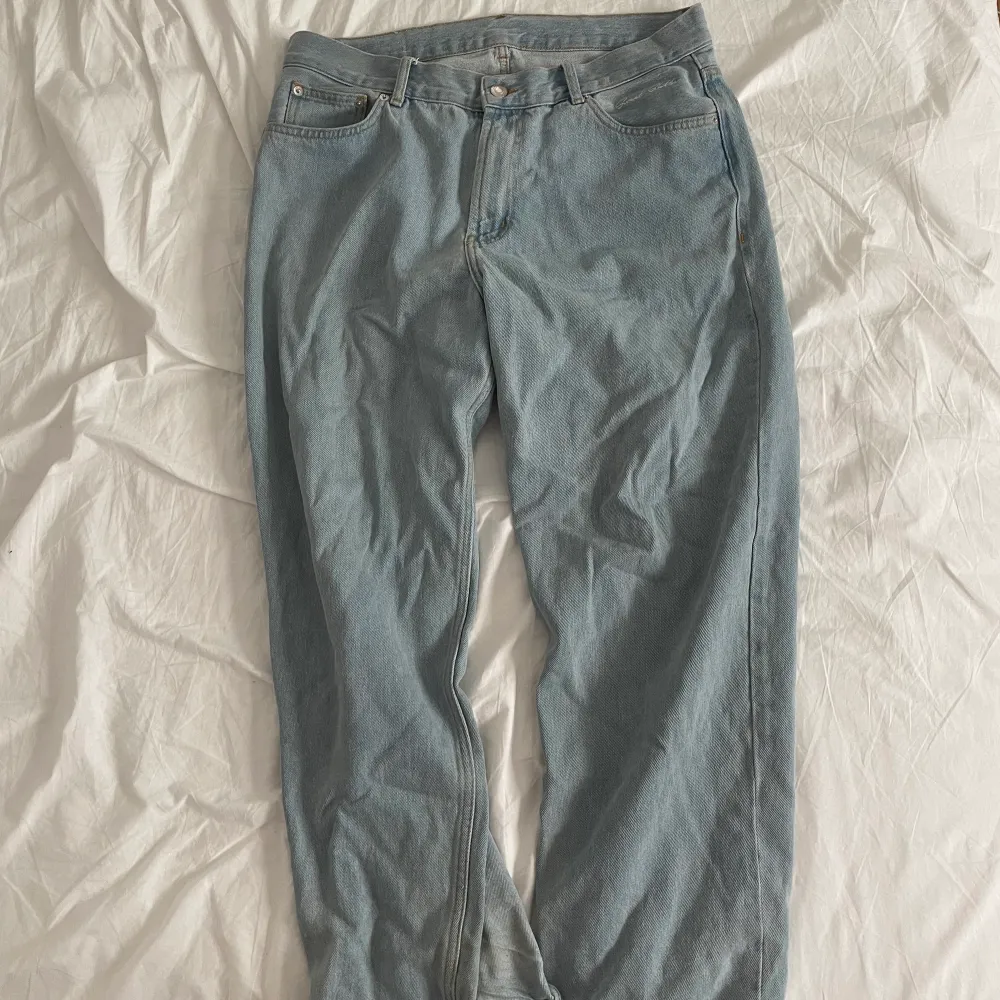 Storlek medium. Jeans & Byxor.
