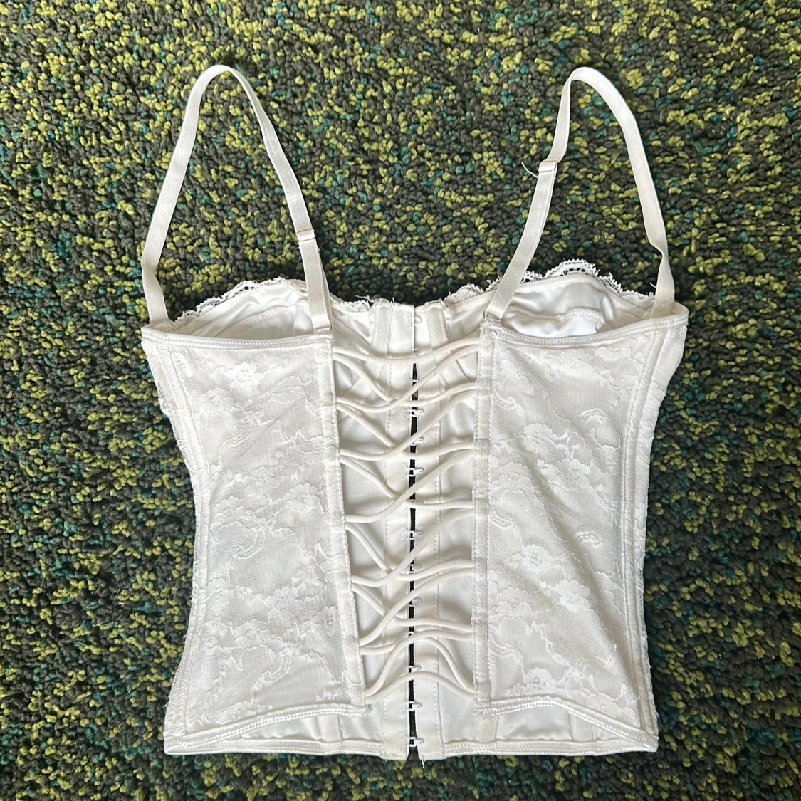 Vit korsett  - 90