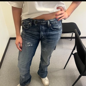 Diesel jeans  - Lågmidjade disel jeans. I toppen skick. Waist 28. Lågmidjade