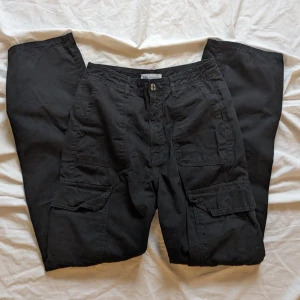 Svarta cargos - Svarta cargos från zara