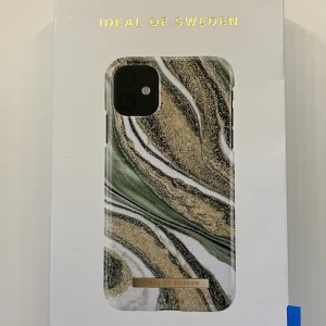 Nytt Ideal of sweden skal - Oanvänt mobilskal i full förpackning i modellen XR/11🩷 Tryck gärna på köp nu🩷 Har 4 fler skal i samma modell så passa på och köpa flera så kan du få billigare🩷 