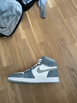 Jordan 1 high jeans - Oanvända Jordan 1s high 