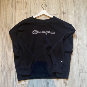 Champion sweatshirt - Svart Champion sweatshirt!🖤