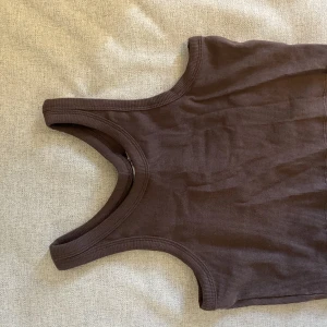 Brunt linne - Basic linne från Lager 157, använts 1 gång. Skriv för egna bilder.🫶🏼