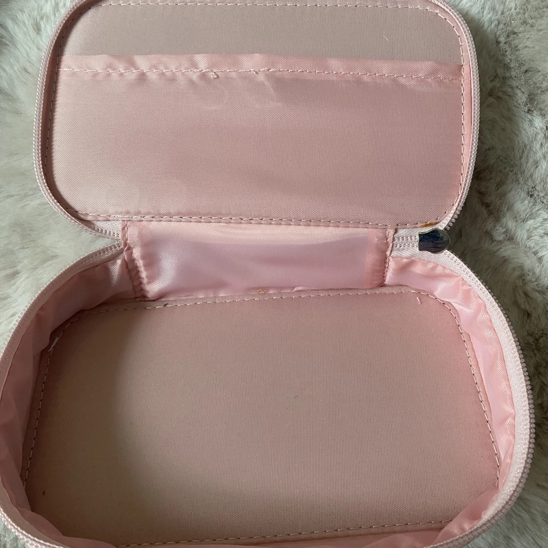 Caia necessär  - 90