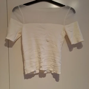 Topp från Zara - Storlek M 