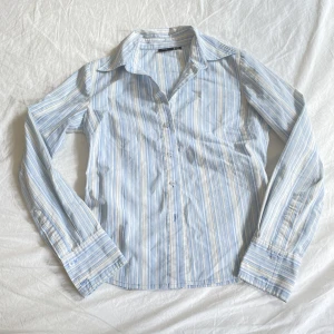 Somrig skjorta - Somrig figursydd skjorta 👕 