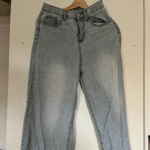 Jeans - Vida jeans. Storlek S 