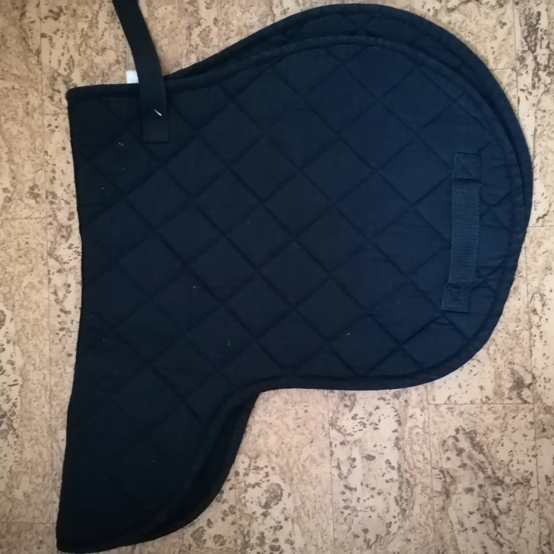 Jag seljer en vojlock och ett schabrak använda 5 gonger storlek ponny. 100kr st - 90