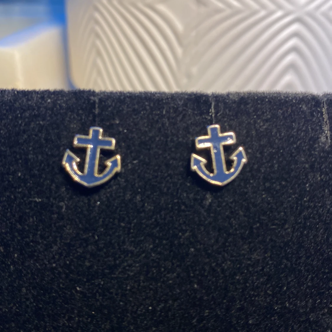 Ankar örhängen 💕⚓️