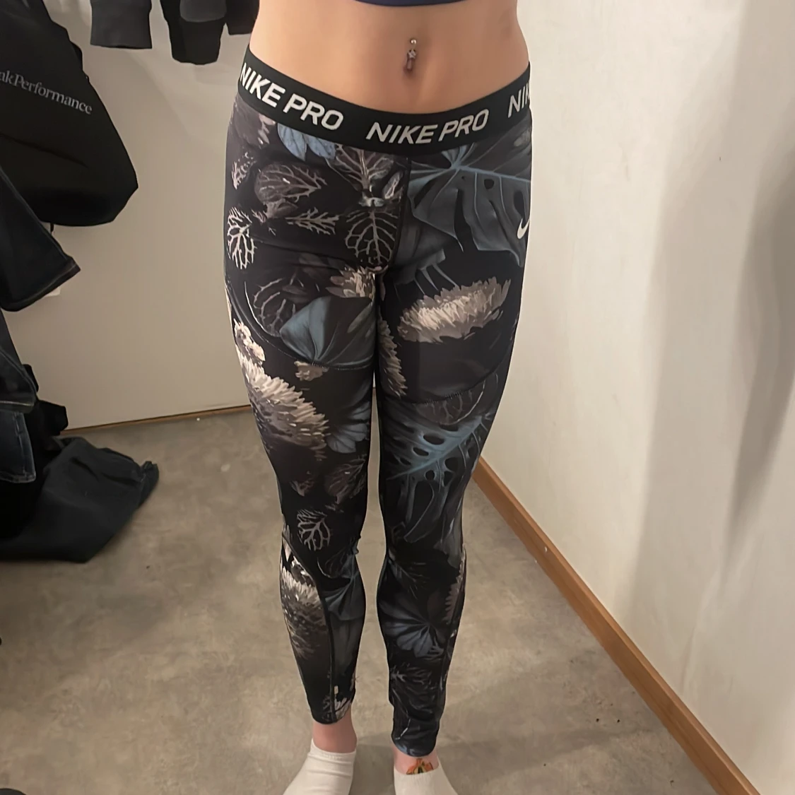 Nike träningsbyxor  - 90