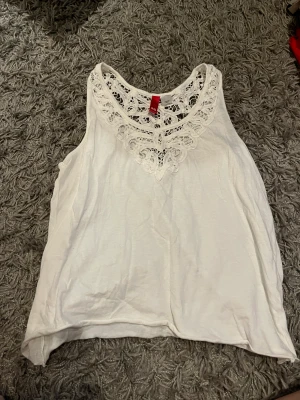 Linne - Båda för 50kr 