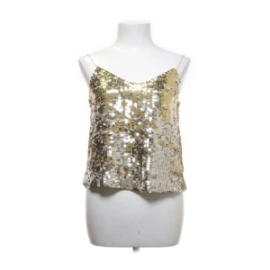 Skit snygg guld linne🥰 - Jätte fint guld linne köp på sellpy men kommer inte till användning❣️tryck gärna på köp nu !