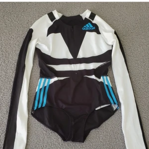 Dam Badkläder  - Helt Adidas badkläder 