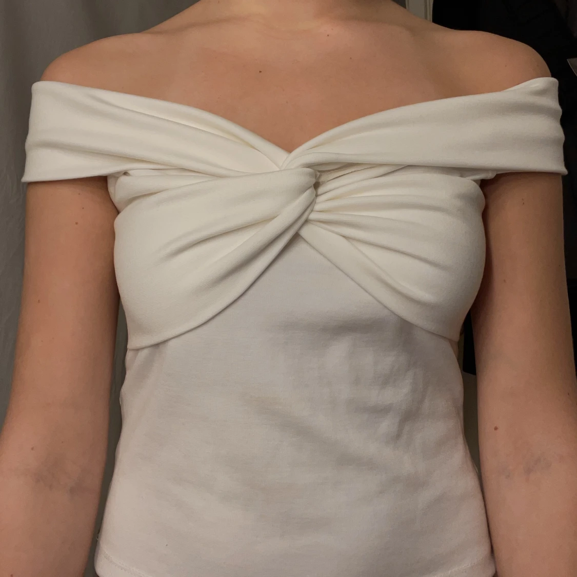 Off shoulder topp - 90