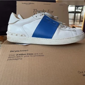 Valentino rockstuds - Säljs då dom inte har kommit till användning 