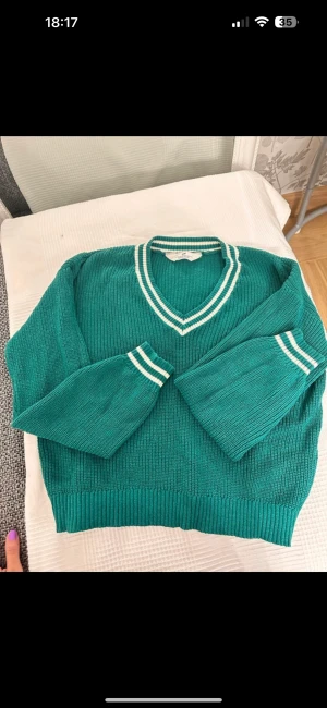 Stickad tröja - Tröja grön