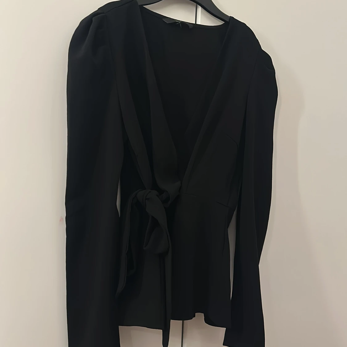 Crossover topp med knytband