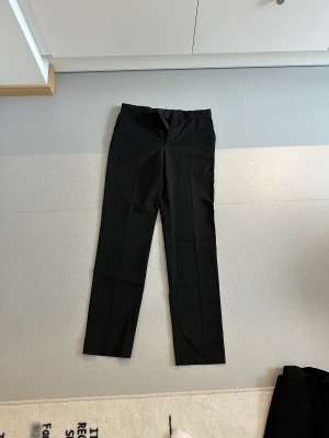 Kostymbyxor  - Använda 1 gång, straight fit