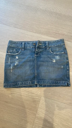 True religion kjol - Skit snygg true religion liknande kjol 