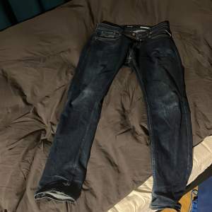 Blåa replay jeans