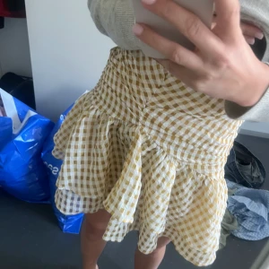 Super fin sommar kjol! 💕 - Kjol från hm i så himla fin färg❣️❣️❣️