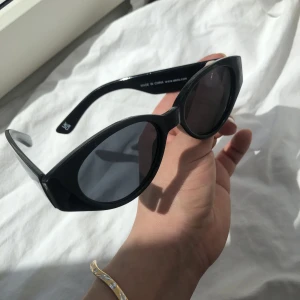 Glasögon - Klassiska svarta solglasögon från Asos