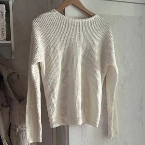 Tröja - Stickad tröja från Nakd i mycket fint skick.   Storlek Xs