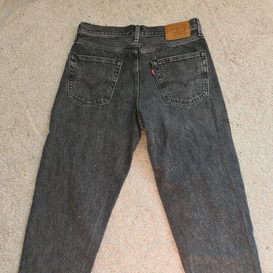 Levis Stay Loose - 30/28 - 90