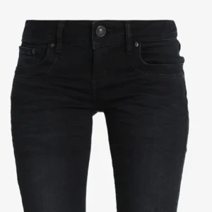 Säljer ❤️ - Säljer dessa ltb jeansen i storlek 25x30 får ingen andvändning ❤️