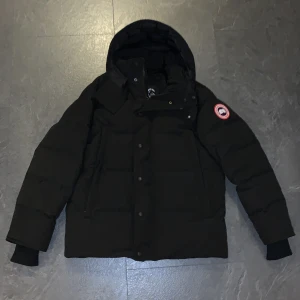 Canada goose Wyndham - Svart canada goose Wyndham storlek M top skick