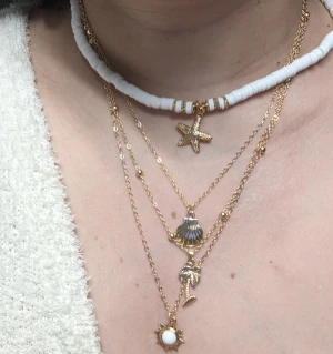 Bohemian halsband med flera raddar  - Oanvända 