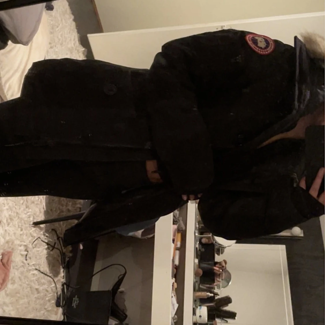 Jag säljer min canasta goose jacka då jag har tröttnat på den, jätte varm och perfekt nu inför vintern💕 skriv till mig för fler bilder  - 91