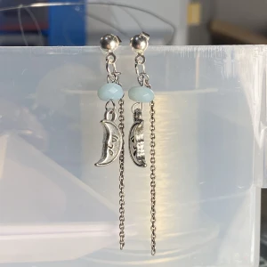 Örhängen - Örhängen gjorda av mig 🩵