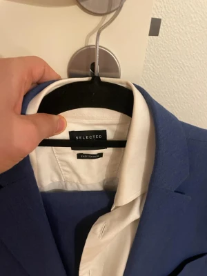 Kostym - Kostym i nyskick! Använd i ca 2h 