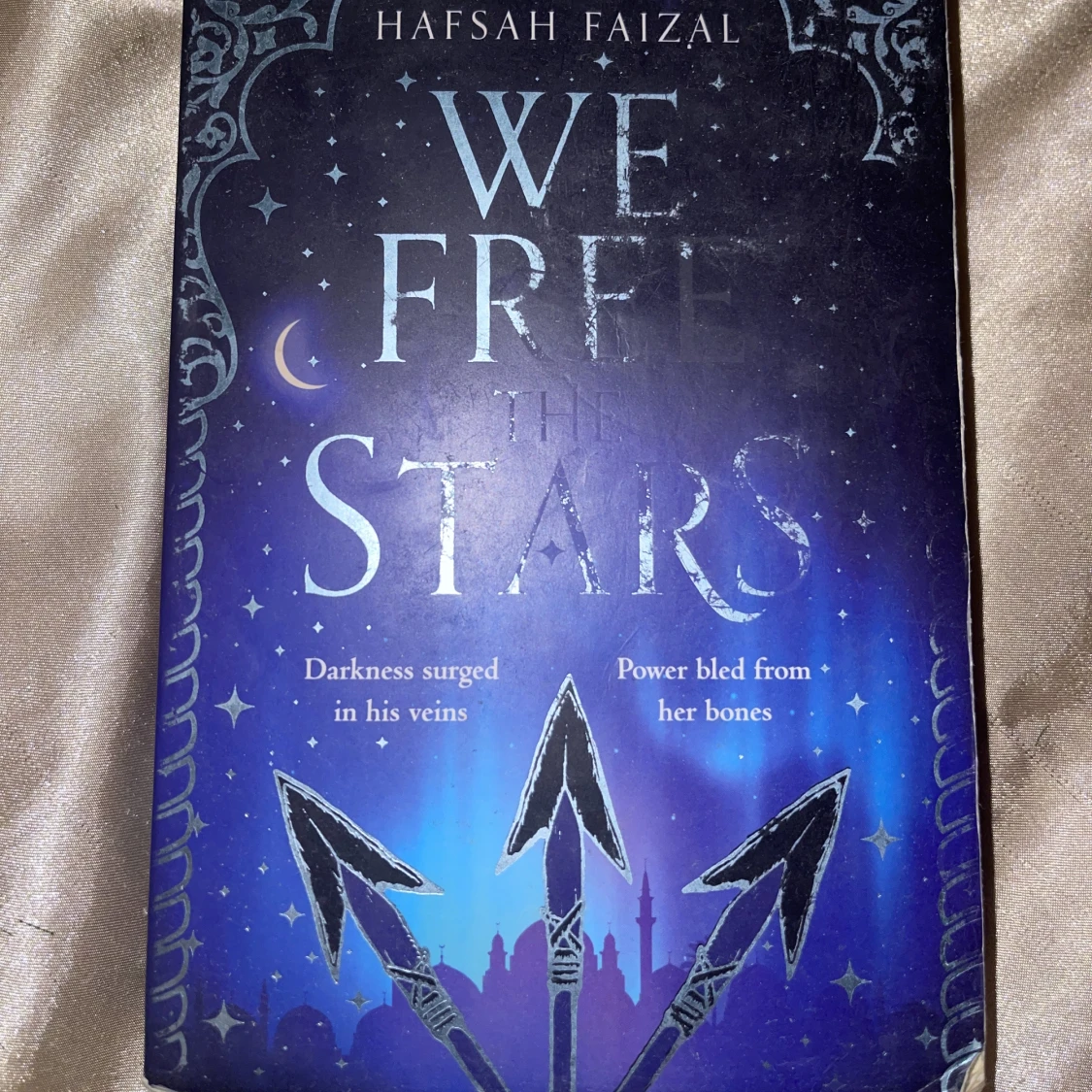 We Hunt The Flame serie - 91