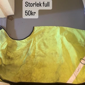 Reflexer till häst - Info på bilderna, kan tänka mig paketpris. 