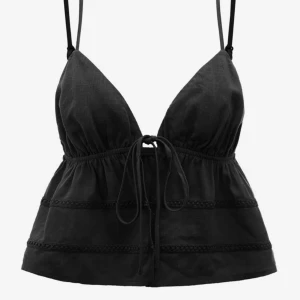 topp - Jättefin y2k topp från shein. Använd fåtal gånger och har ett litet hål på sidan men inget som märks av. Köptes för 120💕💕💕