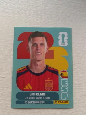 Dani Olmo  - Säljer Dani Olmo FIFA Panini sticker från detta VM 2026, en grym spelare som blev en av vinnarna dessutom🤍⚽️🇪🇸🥇
