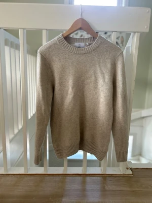 Merino ull tröja - Skön och snygg tröja som knappast är använd, nypris ligger på runt 900 kr