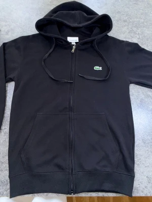 Svart zip hoodie  - Kom DM for mer info 